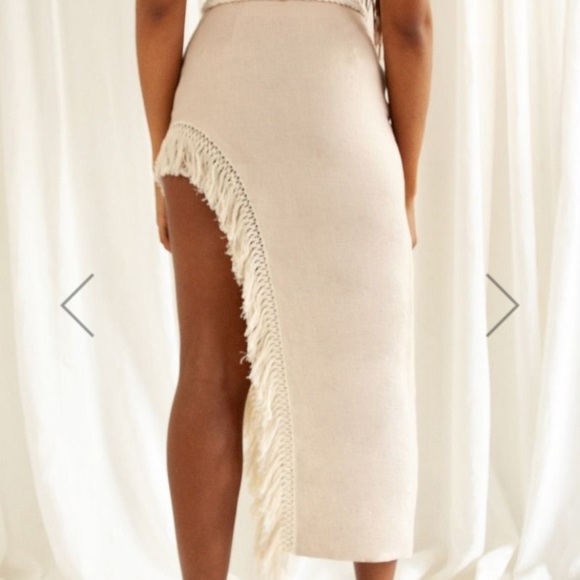 NWT Dula the Label no. 4 linen thigh slit with fringe midaxi skirt & rope belt - Picture 3 of 15
